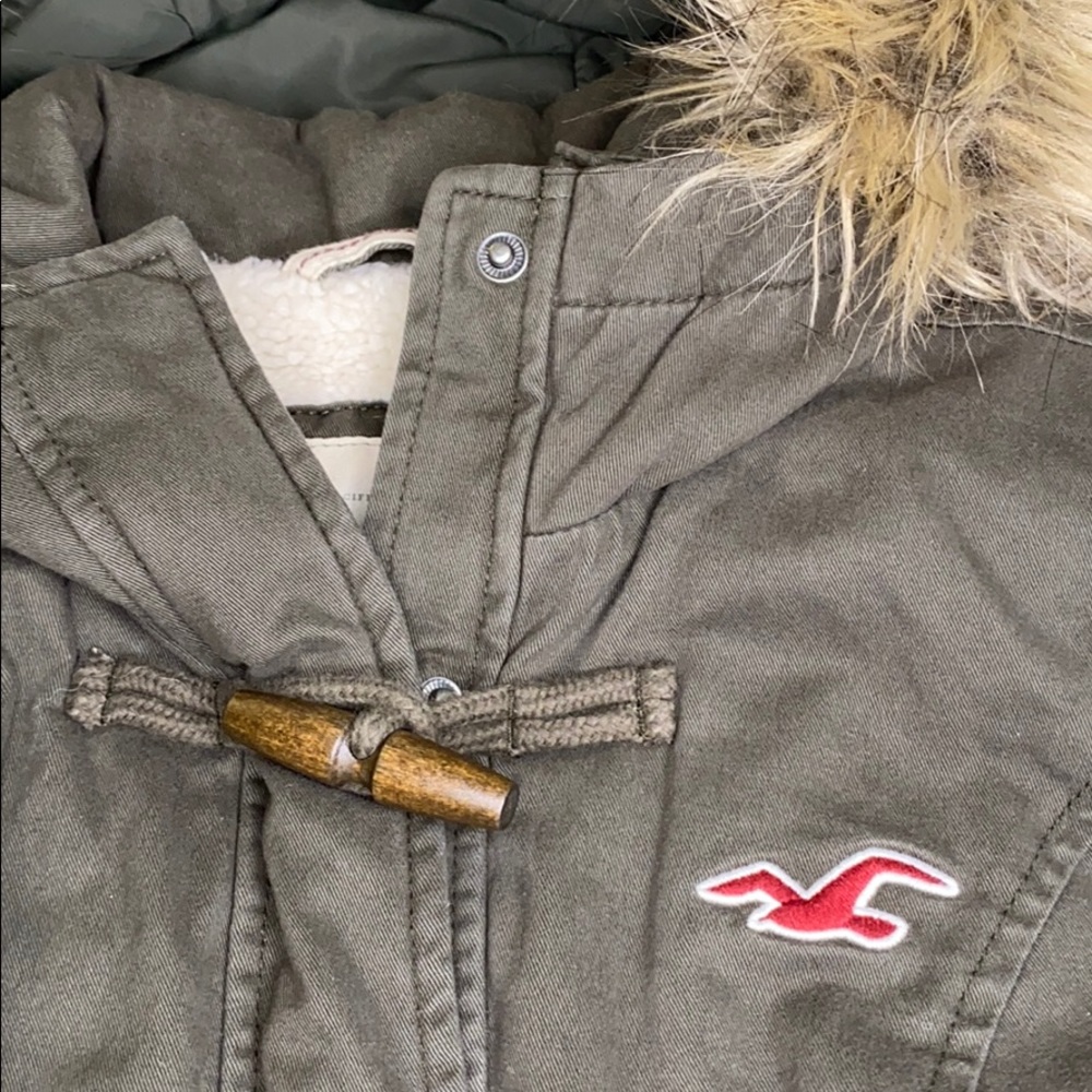 BRAND NEW: Women’s Hollister Jacket - Picture 3 of 11